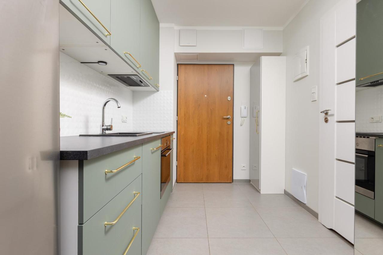 Studio With Balcony Warsaw Kokoryczki By Noclegi Renters 외부 사진